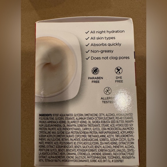 New L’Oréal Revitalift anti-wrinkle firming Pro Retinol Night Cream - Picture 4 of 5